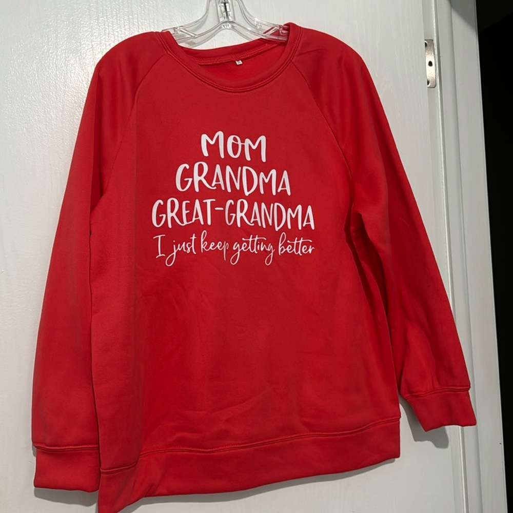 Pull over sweatshirt